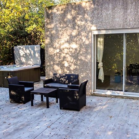 Duplex Le Philandra - Jacuzzi- 2 Chambres Monteils (Gard) Exterior foto